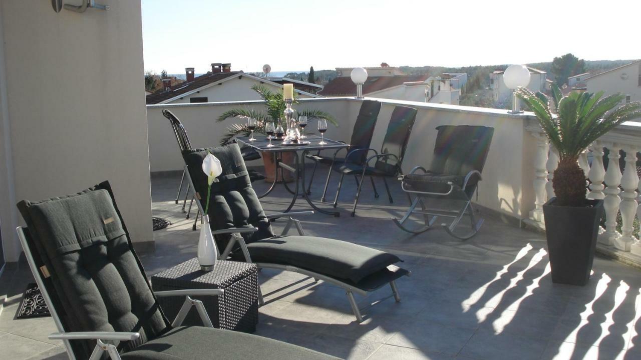 Villa Meli - Apartments Mit Meerblick Медулин Екстериор снимка